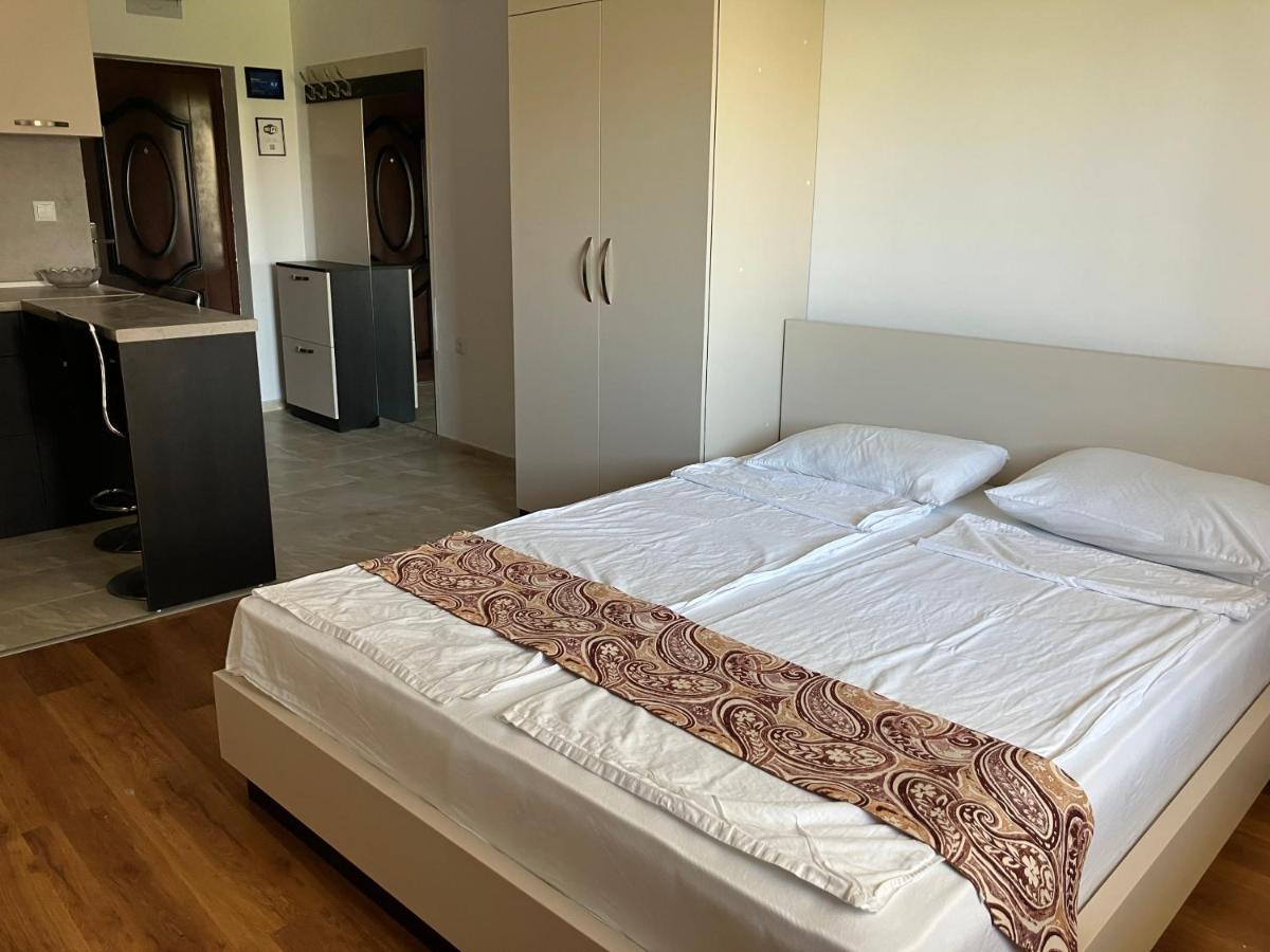Apartments Dione Ahyolu Dış mekan fotoğraf