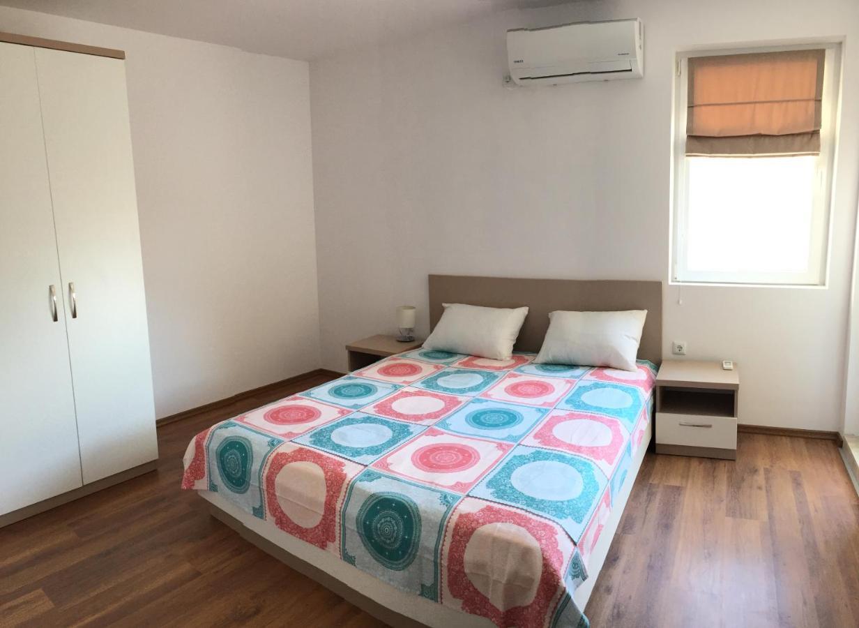 Apartments Dione Ahyolu Dış mekan fotoğraf