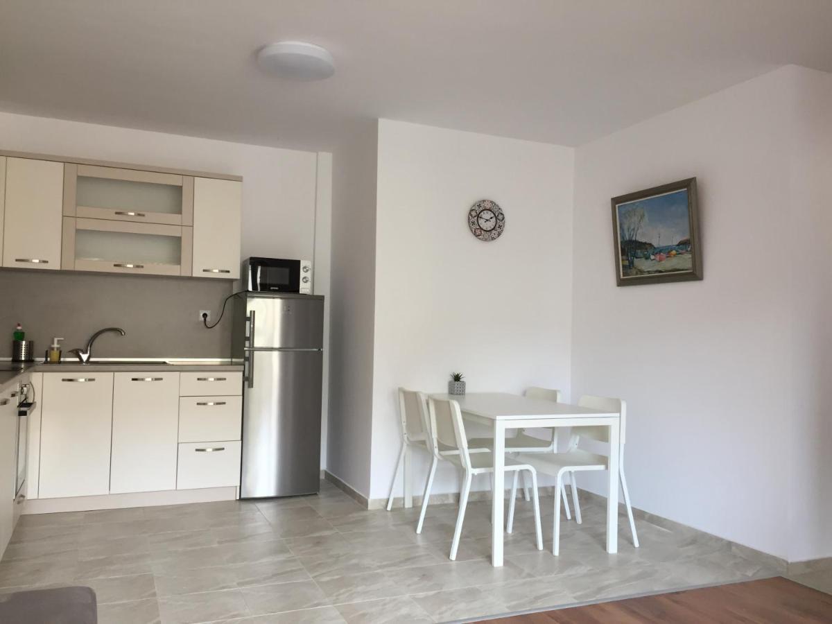 Apartments Dione Ahyolu Dış mekan fotoğraf